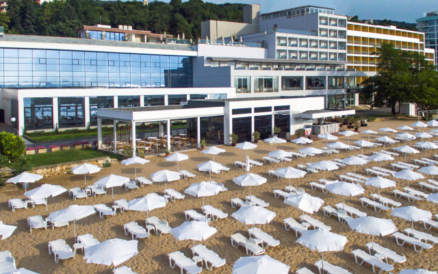 Grifid Encanto Beach Hotel