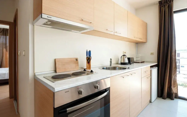 New Line Village Apartments, up to 4 Guests