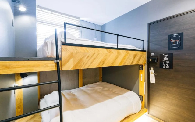 Mizuka Nakasu 4 Unmanned Hotel