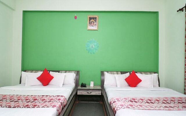 Oyo 22644 Bhagat Palace