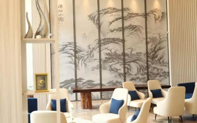 Zhuobei Baili Hotel (Jieyang High-speed Railway Station)