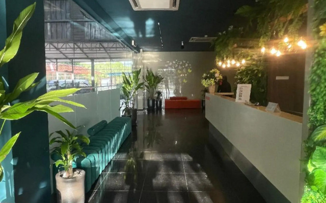 Sunflower World Hotel