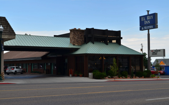 El Rey Inn & Suites
