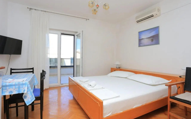 Apartments with a parking space Baska Voda, Makarska - 6773