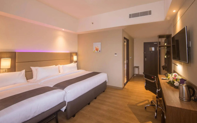 Bigland Hotel & Convention Sentul