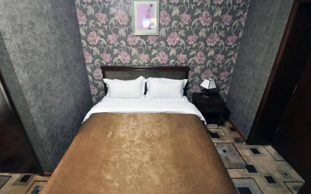 Margo Palace Hostel