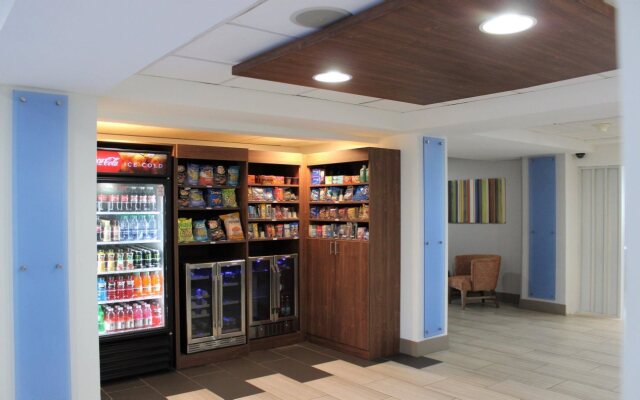 Holiday Inn Express Hotel & Suites Clewiston by IHG