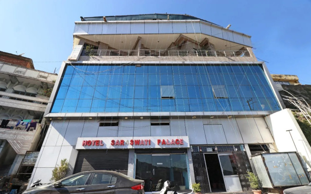 Oyo 19848 Hotel Saraswati Palace