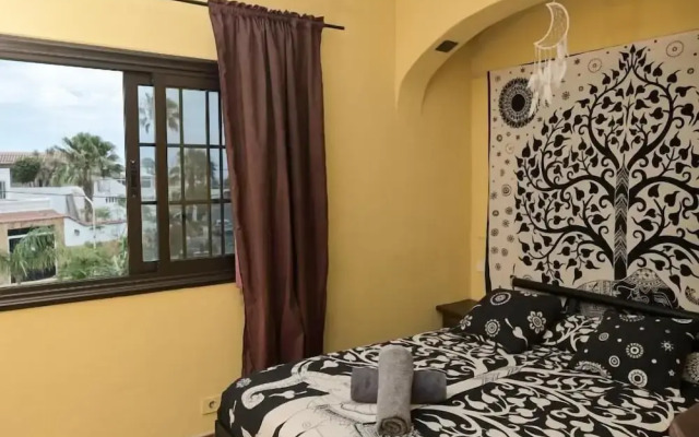 Los Amigos Nest Hostel