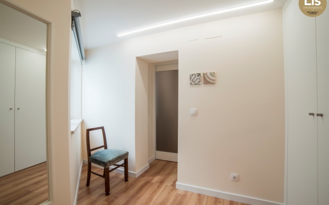 Lis Apartments