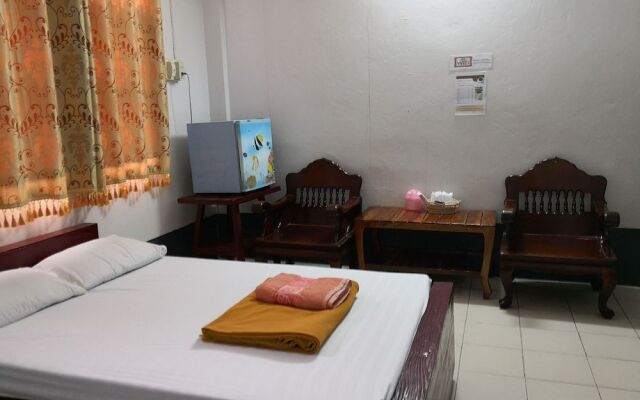 Phiboonkit Hotel
