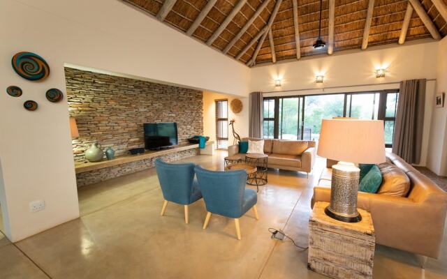 Villa Bushman Wonderful Luxury and Attractive Villa