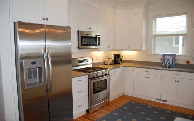 Happy Days - 5 Br Home