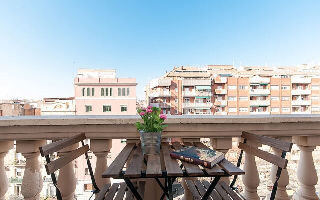 BHM1-3415 Modern 2 Bedroom Apartment