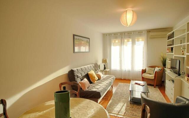 Appartement Ajaccio, 2 pièces, 3 personnes - FR-1-61-517