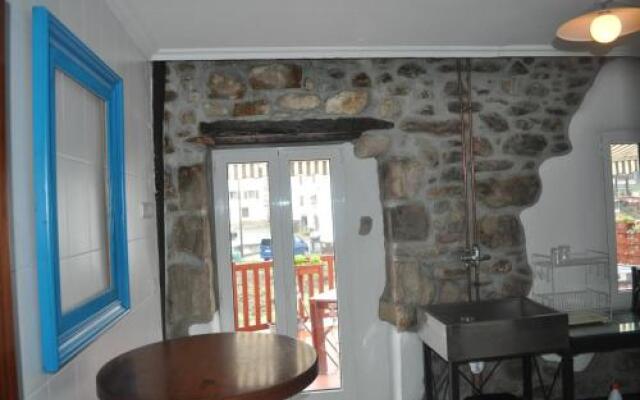 Hostal Auzoa
