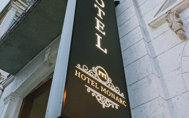 Hotel Monarc
