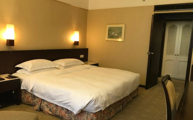 Zhongshan International Hotel