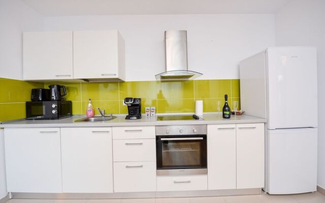 Bucharest Apartment - Cismigiu Gardens