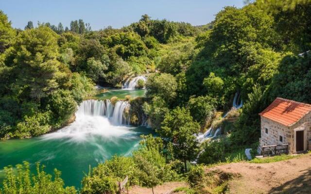 Apartment Matini Dvori