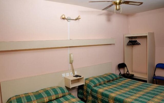 Hotel Touring