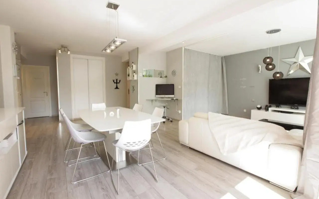 Le Célestay