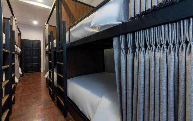 OYO 75416 Rama3 Sunrise Hostel