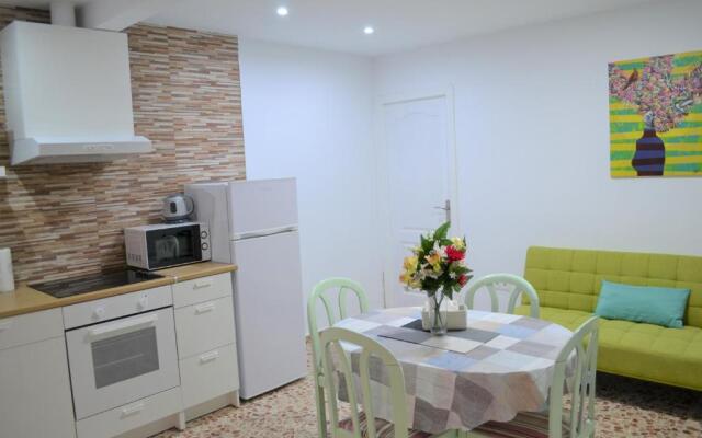 Fantastic 1 bedroom Apartment with Gallery (CB6EV)