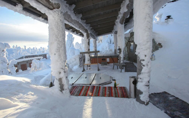 Ruka Peak