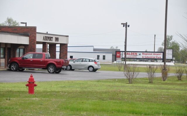 OYO Malden Airport Inn