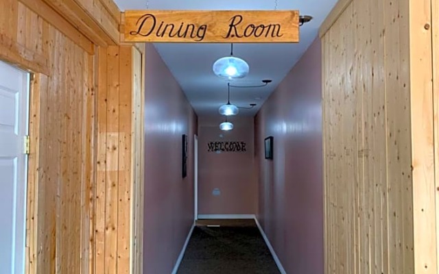 Exploits Inn and Suites