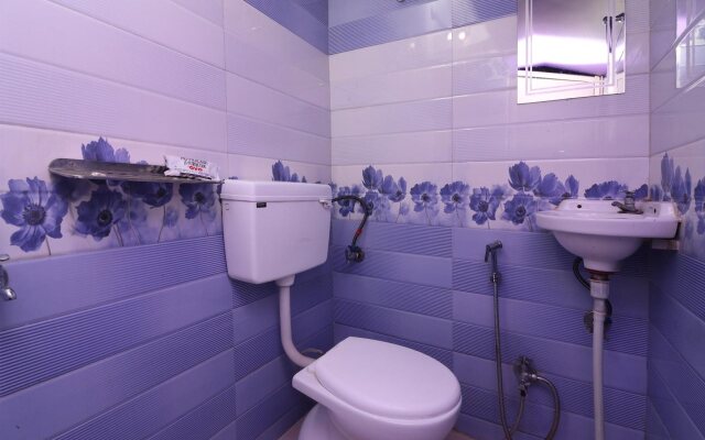 Hotel Satellite And Restaurant By OYO Rooms