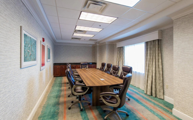 Holiday Inn & Suites Lake City by IHG