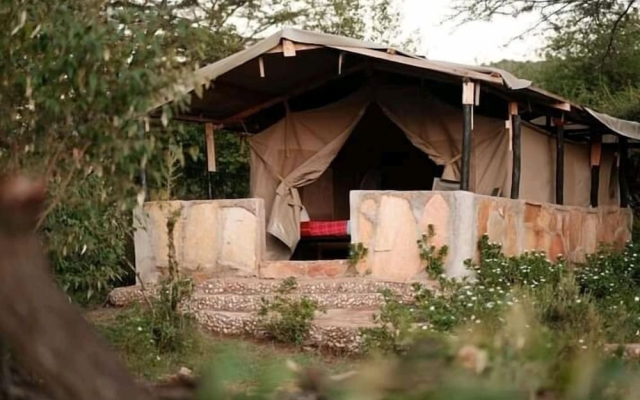 Semadep Safari Camp