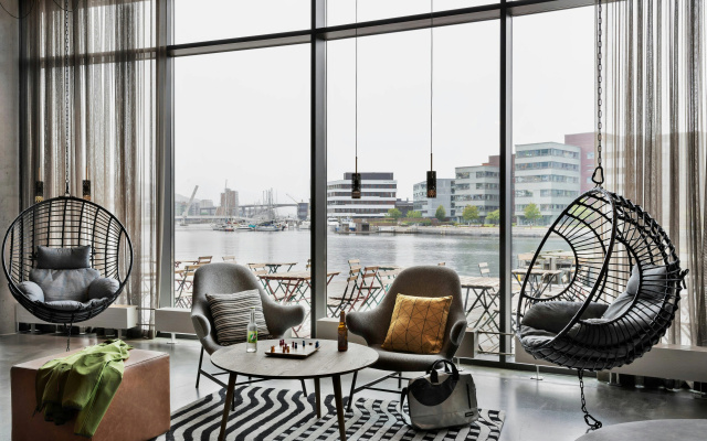 Moxy Bergen - Image 7
