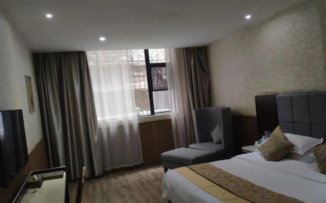 Huaqiao International Hotel – Guest Rooms – Jian