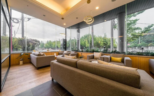 Crown Hotel Changwon