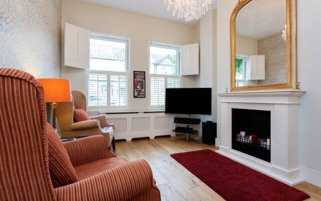 Veeve - Wimbledon Retreat