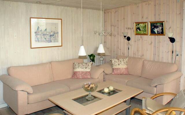 Pleasant Holiday Home in Hadsund With Terrace
