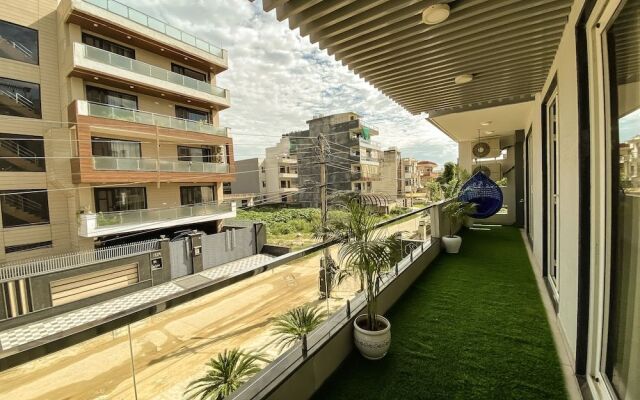 Sky Suites