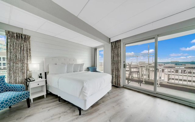 Montreal Beach Resort