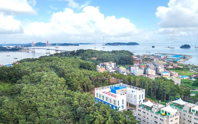 Yeongheungdo Tourist Pension