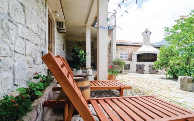 Apartments in Rustic House