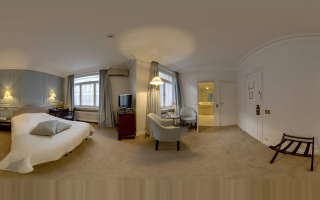 Hotel Damier
