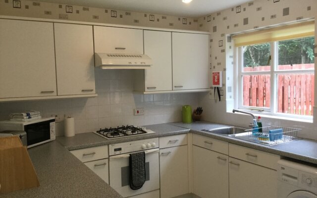 Inverness Apartments - Castle Heather