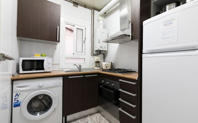 AB Eixample Viladomat Apartments