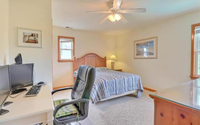 6061 - Bark O Lounge