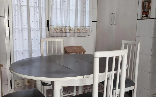 Duplex Grande Con Dos Grajes