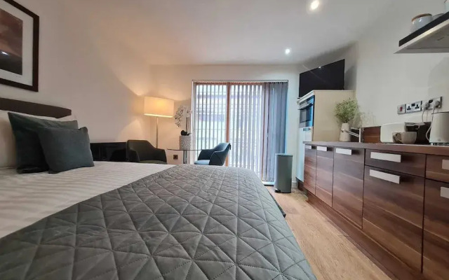 Sheffield 3rd fl City Studio Apartment
