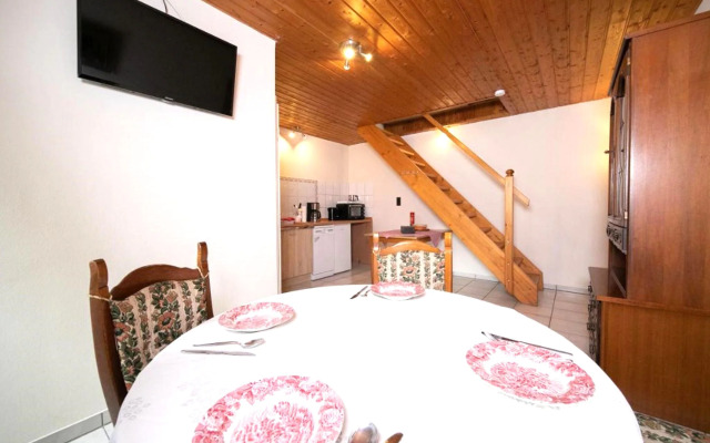Well -kept apartment in Juechen on a horsefarm